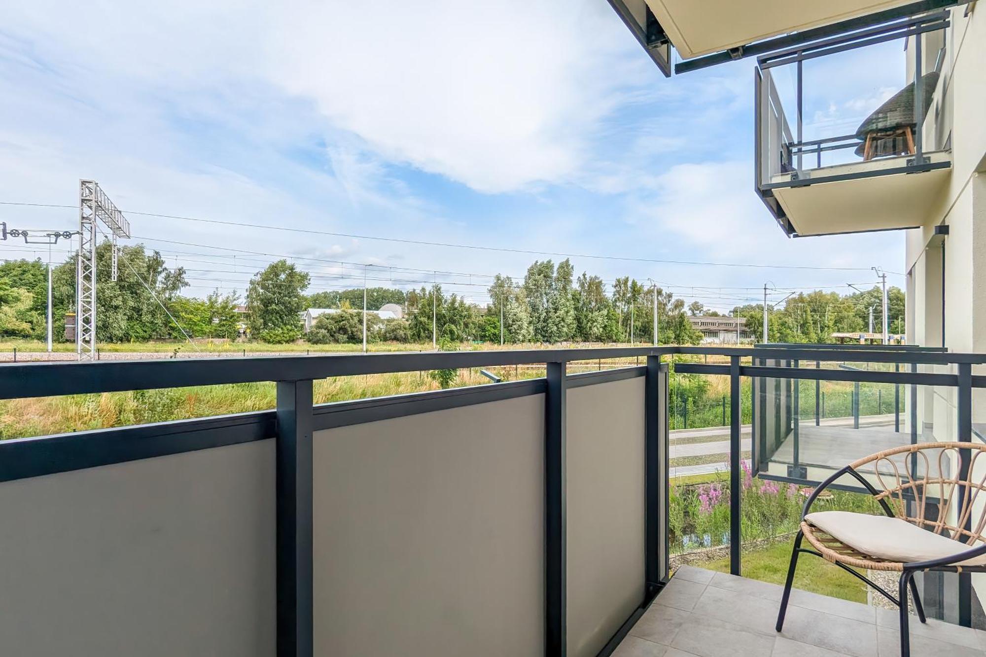 Latarnikow Estate With Balcony & Parking By Renters Gdansk